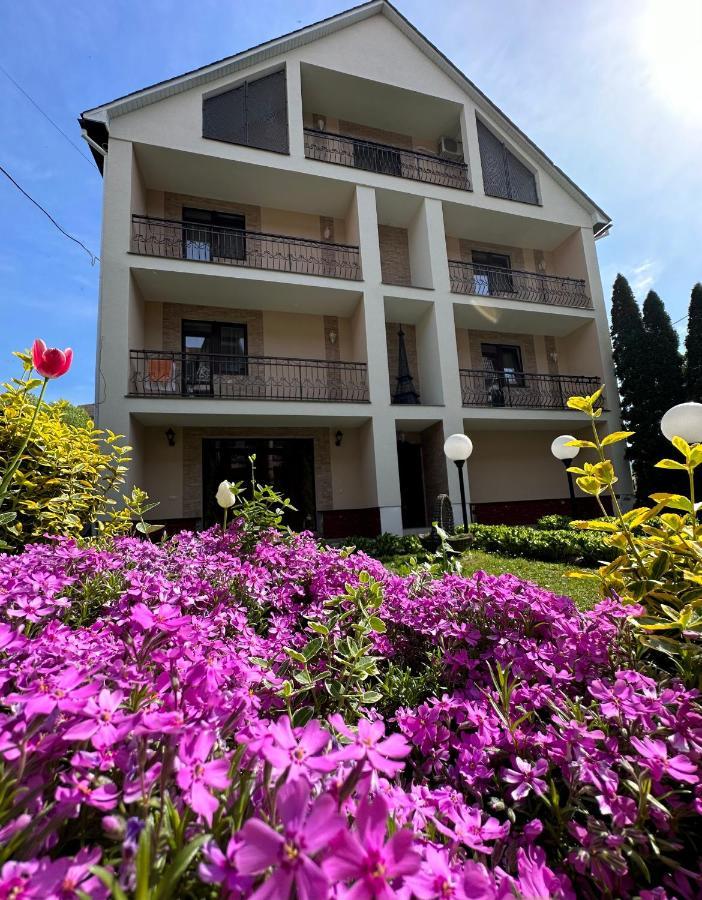 Hotel Сонячна Перлина Poljana Exteriér fotografie