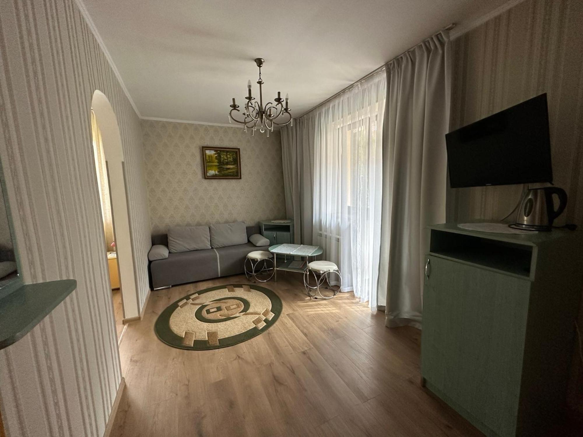 Hotel Сонячна Перлина Poljana Exteriér fotografie