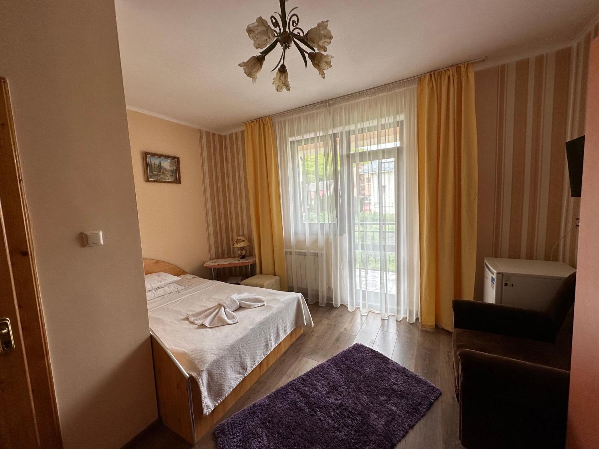 Hotel Сонячна Перлина Poljana Pokoj fotografie